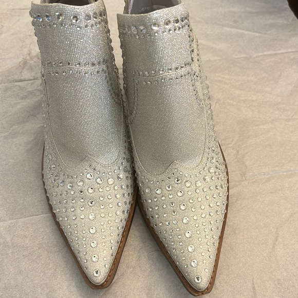 Gianni Bini Brees Rhinestone Metallic Western Booties - Picture 8 of 12